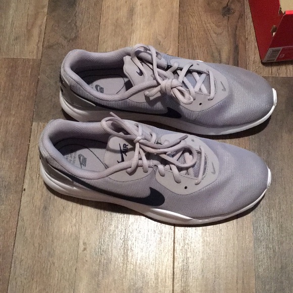 Nike Air Max - Picture 3 of 8